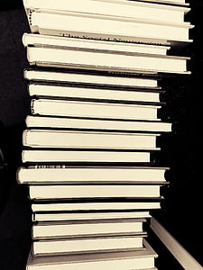 pile of books thumbnail