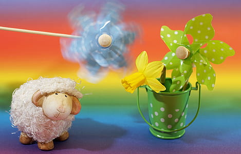 sheep and flower table decors thumbnail