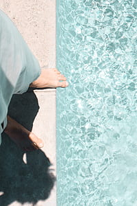 person wearing blue pants thumbnail