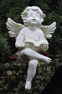white cherub statue thumbnail