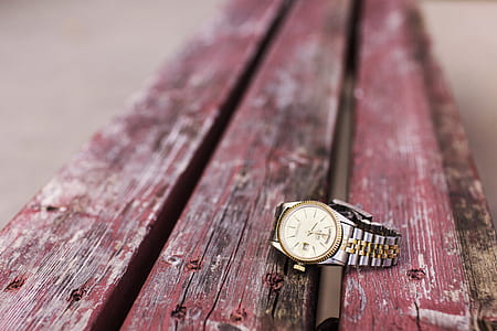 watch on solo bench thumbnail