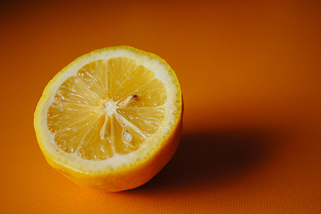 sliced of yellow lemon thumbnail
