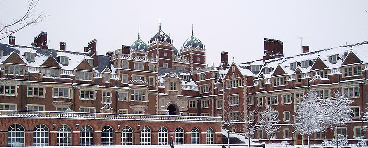 Quadrangle at the University of Pennsylvania in Philadelphia thumbnail