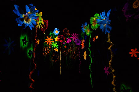 assorted-color flower decors thumbnail