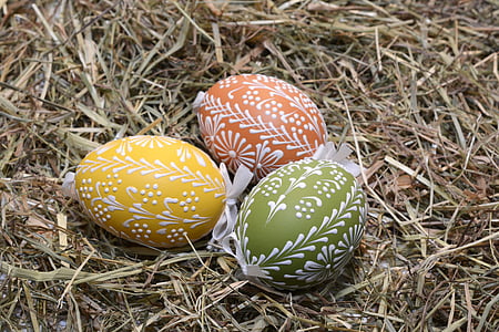 three yellow and green Eggs thumbnail