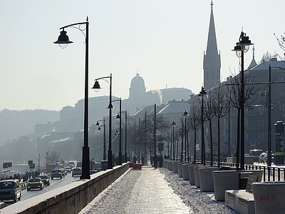 concrete pathway between lamp posts thumbnail