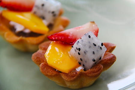 baked cupcake thumbnail