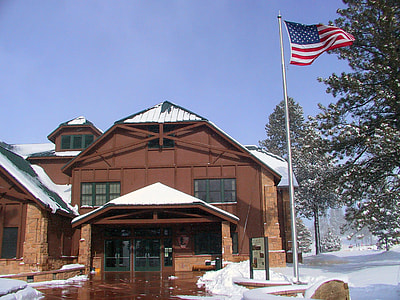 Visitor's Center at Bryce Canyon National Park, Utah thumbnail