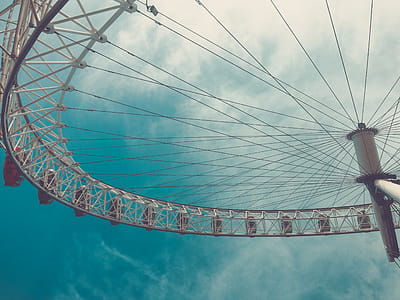 White Ferris Wheel thumbnail