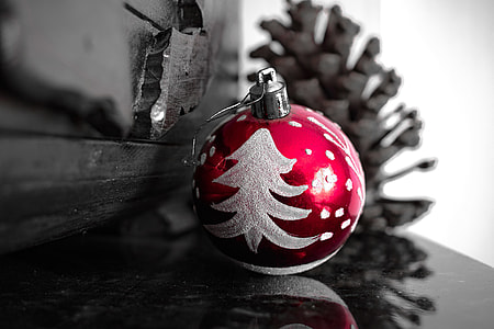 round red and white Christmas ball decor thumbnail