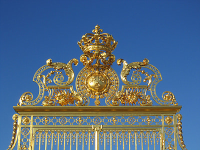 gold crown gate thumbnail