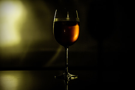 Glass of wine thumbnail