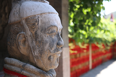 white concrete statue thumbnail