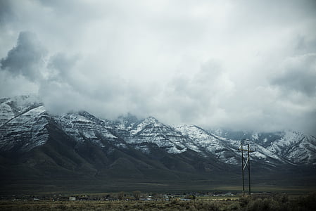 landscape photograph of mountain ranges thumbnail