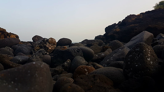 rock mountain thumbnail