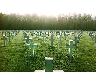photography of cemetery thumbnail