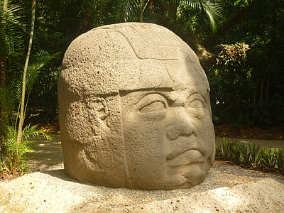 male character head sculpture thumbnail
