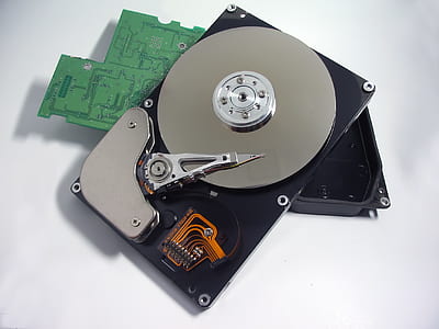 black and gray CD-rom thumbnail