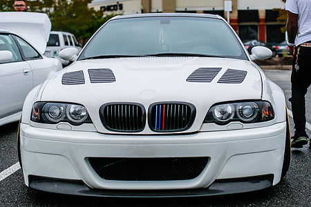 close-up photography of white BMW E46 thumbnail