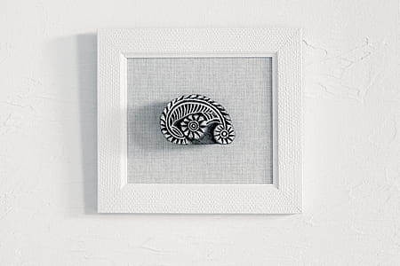 white wooden photo frame thumbnail
