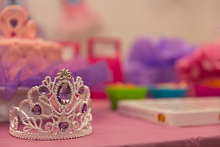 silver-colored tiara thumbnail