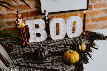 Halloween decorations with Boo Letters thumbnail