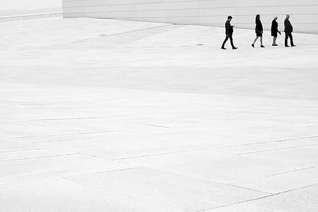 four person falling in line thumbnail