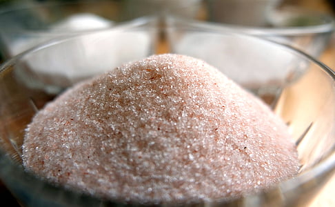 bunch of sugars in glass bowl thumbnail