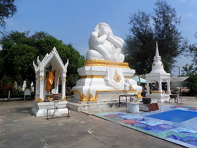 The Six Armed Buddha of Cha Am, Thailand resisting temptation thumbnail
