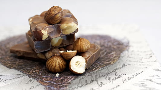 stack of peanuts thumbnail