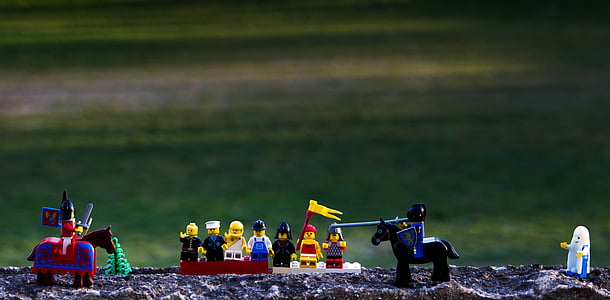 Lego mini fig set thumbnail