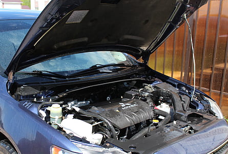 photo of black engine bay thumbnail