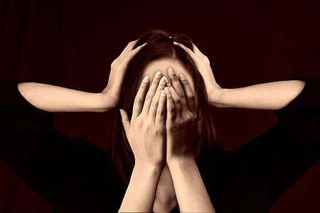 woman wearing black long-sleeved shirt thumbnail