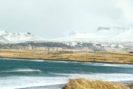 snow covered mountain thumbnail