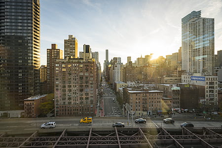 high-rise building cityscape thumbnail