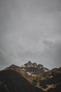 mountain at cloudy sky thumbnail