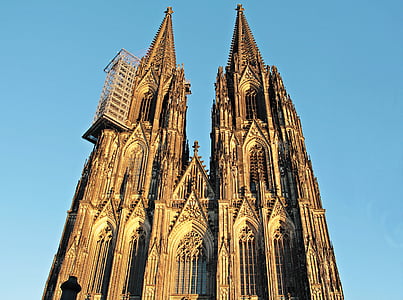 photography of brown cathedral thumbnail