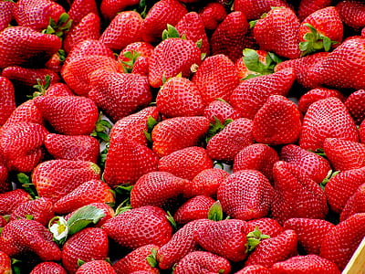 ripe strawberry lot thumbnail