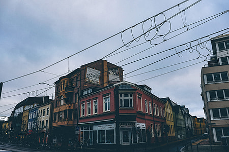 tram wires thumbnail