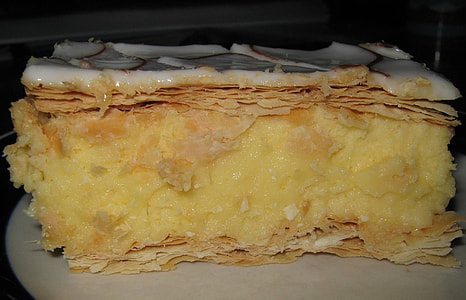 cheese cake on plate thumbnail