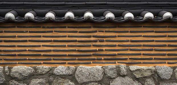 gray stone fence thumbnail