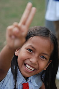 girl raising her hand thumbnail