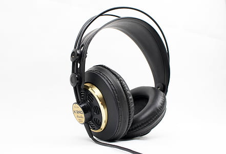 black and gold corded headphones thumbnail