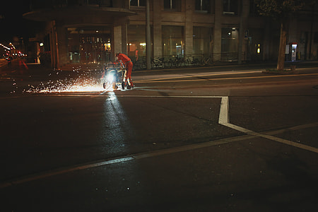 Working Street Night thumbnail