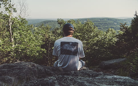 Person Wearing White Crew-neck Shirt thumbnail
