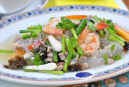 shrimps with vegetable on plate thumbnail