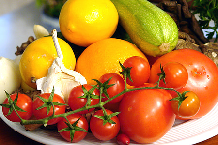 plate of vegetables and fruits thumbnail