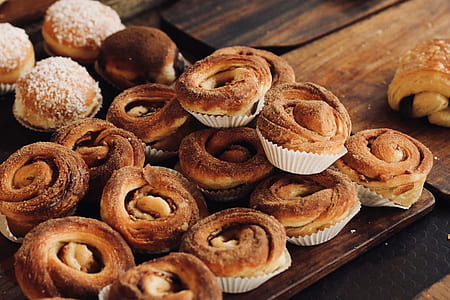 muffins on top of brown wooden boards thumbnail