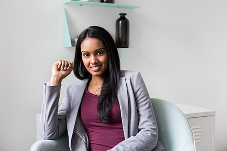 Professional Smiling Woman Photo thumbnail