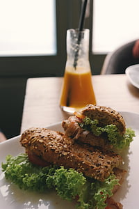 selective focus photography of sandwich thumbnail